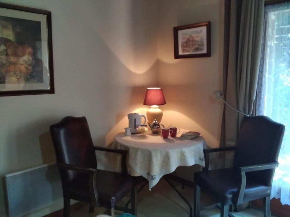 La Chevallerie - Tranquil Oasis Bed & Breakfast Isigny-le-Buat